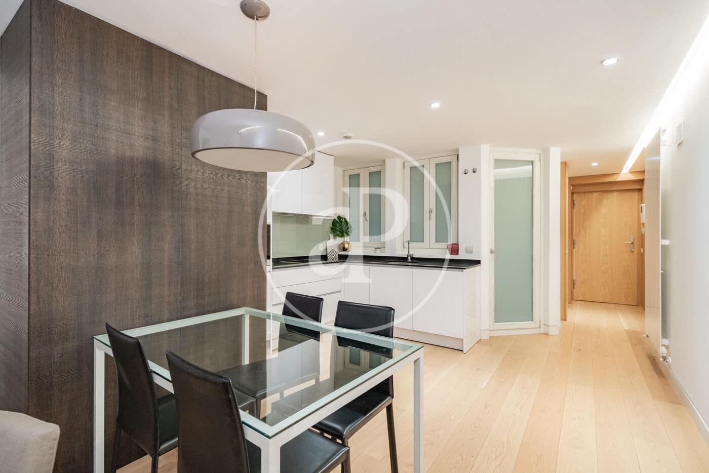 1 soveværelse Lejlighed til leje i Madrid by - € 3.200 (Ref: 8976469)