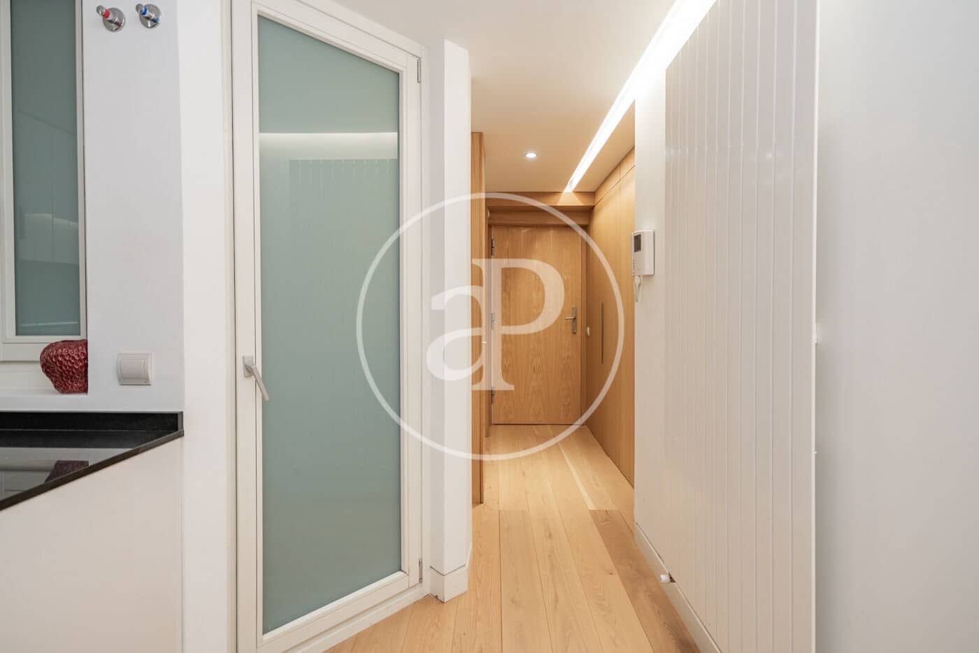 1 soveværelse Lejlighed til leje i Madrid by - € 3.200 (Ref: 8976469)