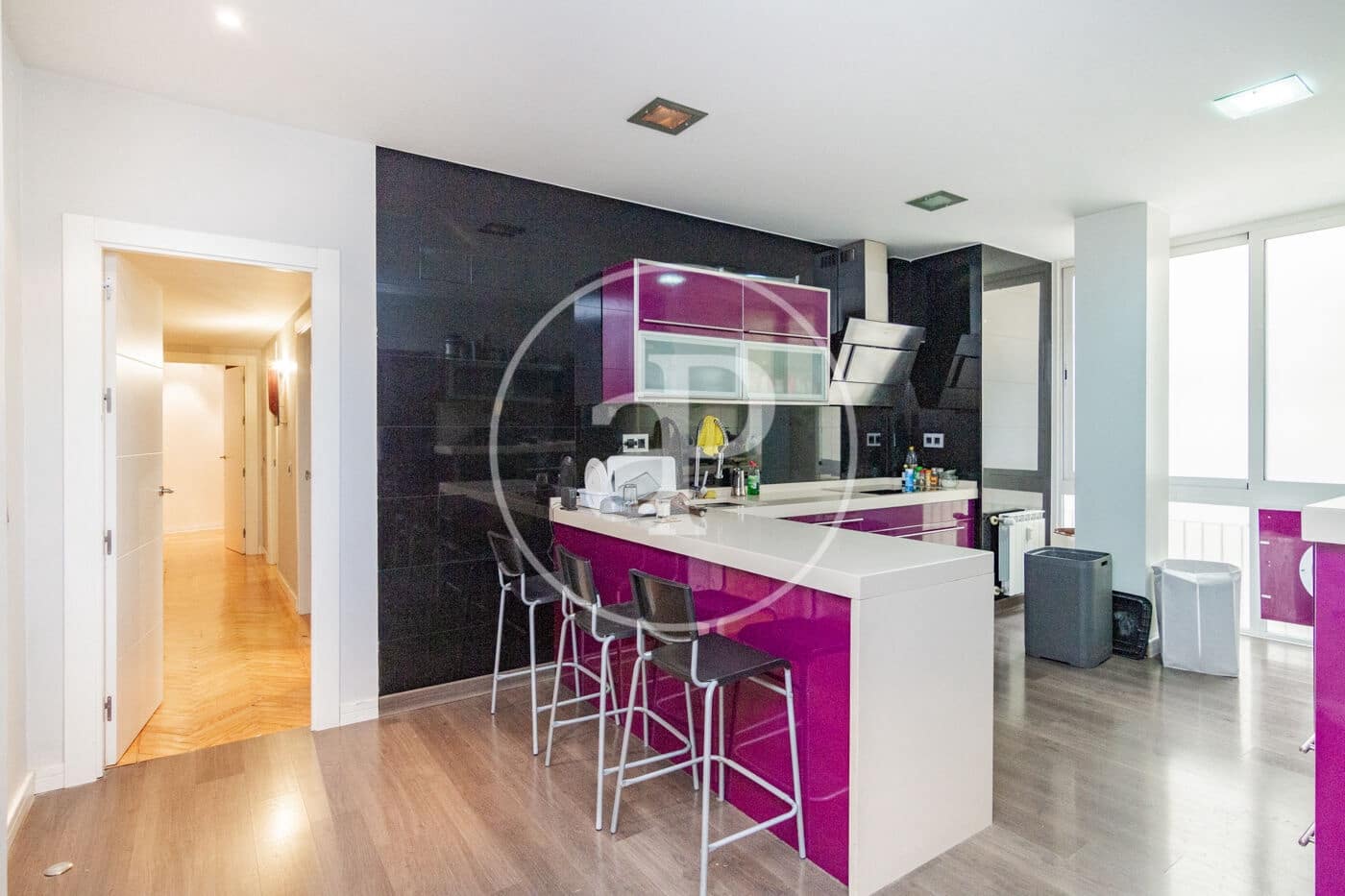 4 soveværelse Lejlighed til leje i Madrid by - € 3.500 (Ref: 8979669)