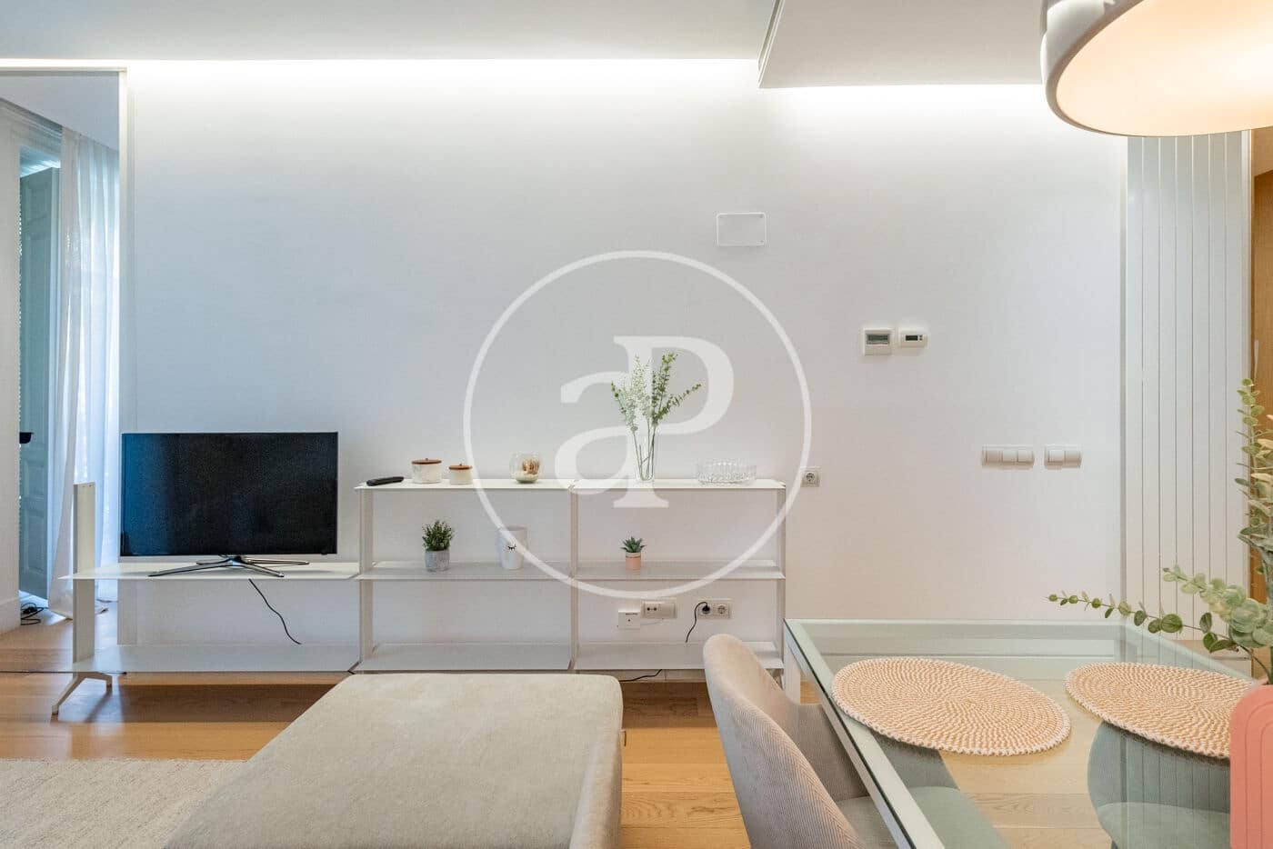 1 soverom Leilighet til leie i Madrid by - € 3 200 (Ref: 8980301)