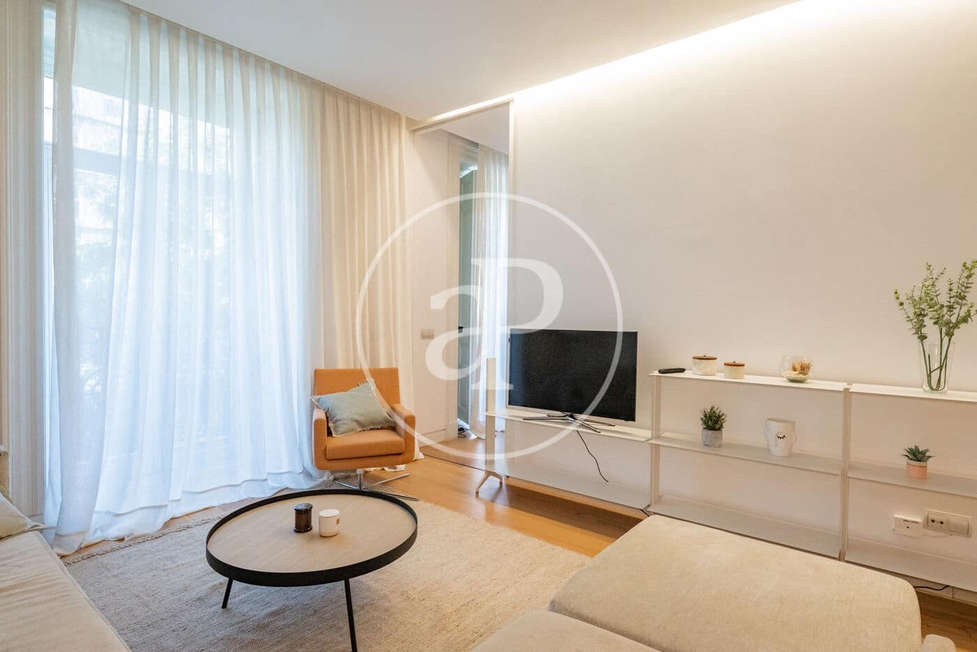 1 soverom Leilighet til leie i Madrid by - € 3 200 (Ref: 8980301)