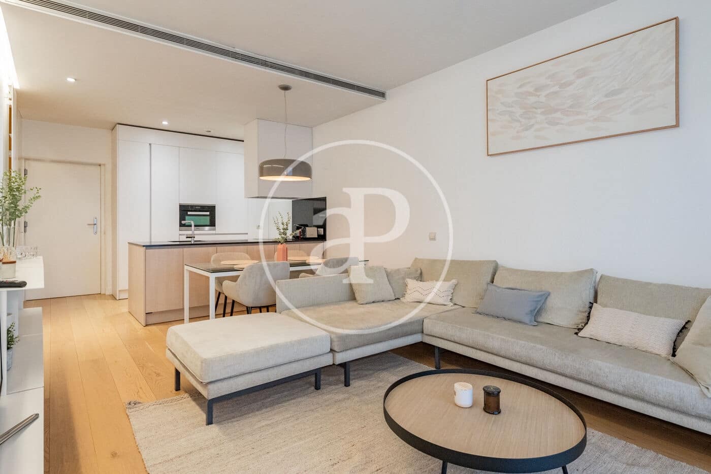 1 soverom Leilighet til leie i Madrid by - € 3 200 (Ref: 8980301)