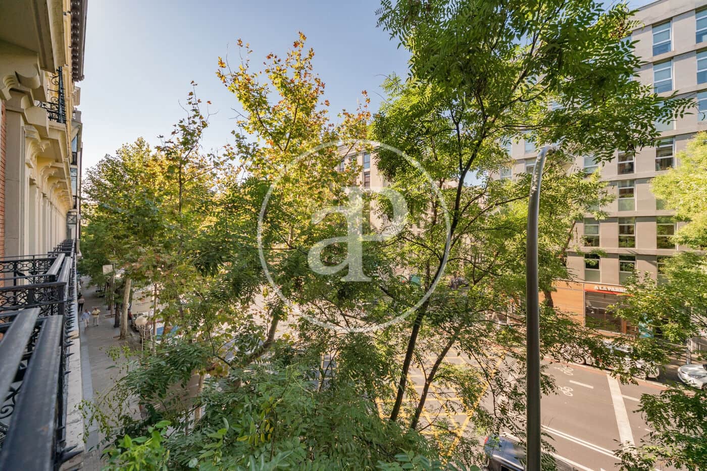 1 soverom Leilighet til leie i Madrid by - € 3 200 (Ref: 8980301)