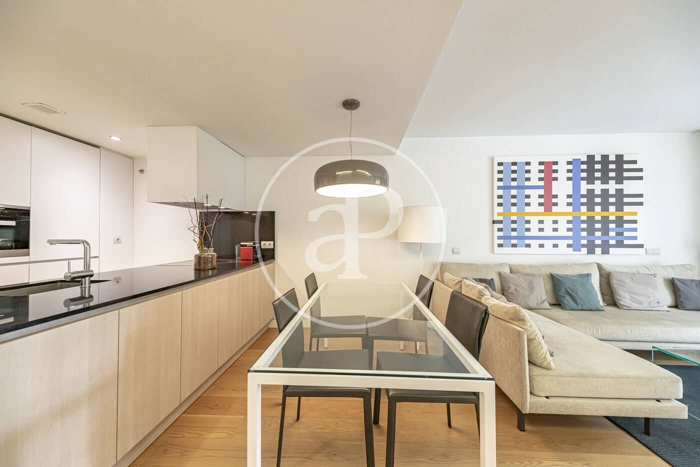 1 sovrum Lägenhet att hyra i Madrid stad - 3 200 € (Ref: 8980302)