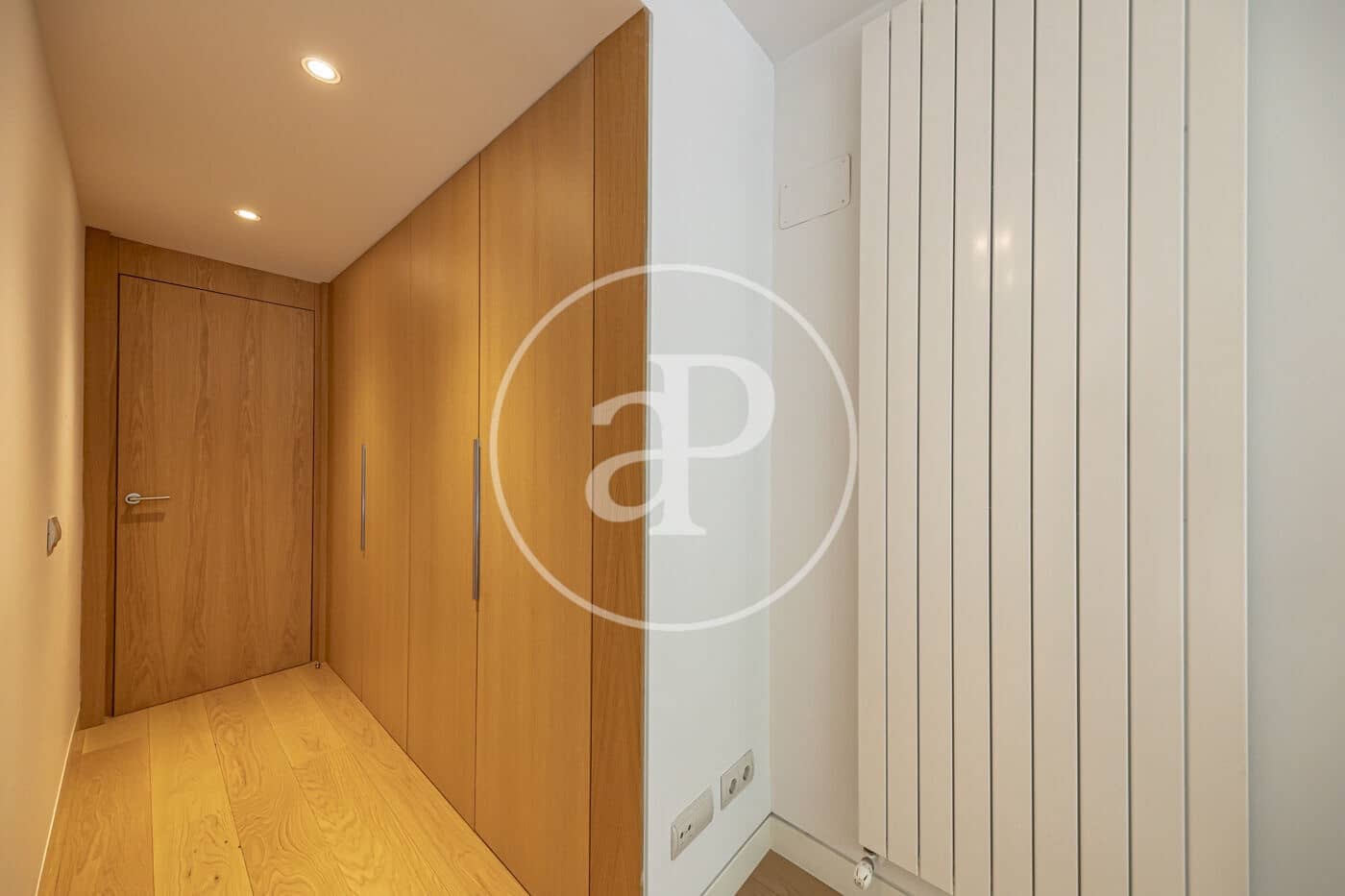 1 sovrum Lägenhet att hyra i Madrid stad - 3 200 € (Ref: 8980302)