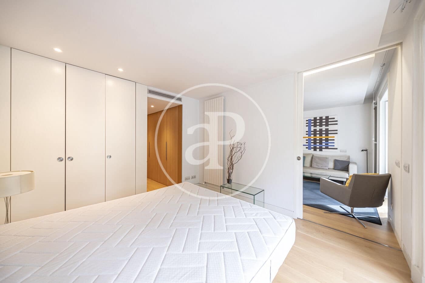 1 sovrum Lägenhet att hyra i Madrid stad - 3 200 € (Ref: 8980302)