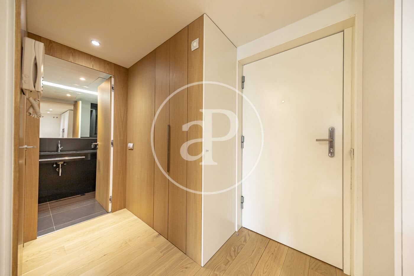 1 sovrum Lägenhet att hyra i Madrid stad - 3 200 € (Ref: 8980302)