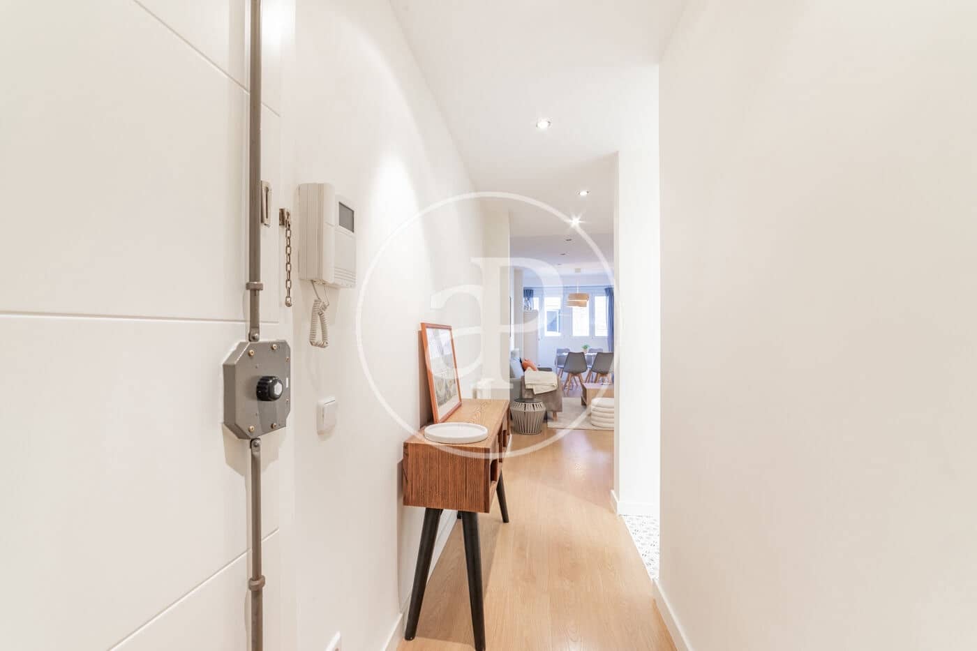 2 soverom Leilighet til leie i Madrid by - € 2 800 (Ref: 8980303)