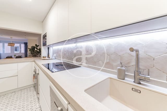 2 sypialnia Apartament do wynajęcia w Almagro, Miasto Madryt - 2 800 € (Ref: 8980303)