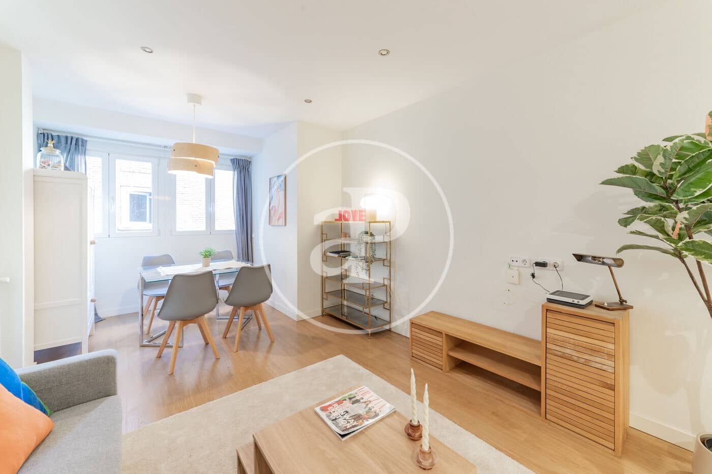 2 soverom Leilighet til leie i Madrid by - € 2 800 (Ref: 8980303)