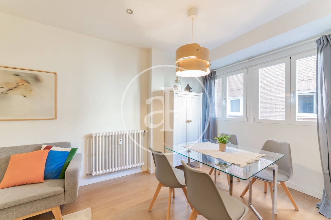 2 soverom Leilighet til leie i Madrid by - € 2 800 (Ref: 8980303)