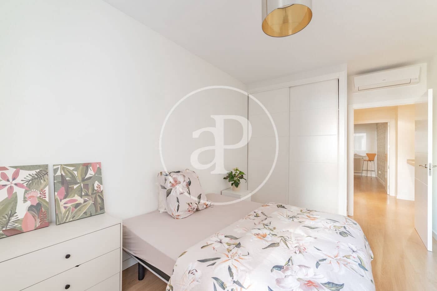 2 soverom Leilighet til leie i Madrid by - € 2 800 (Ref: 8980303)