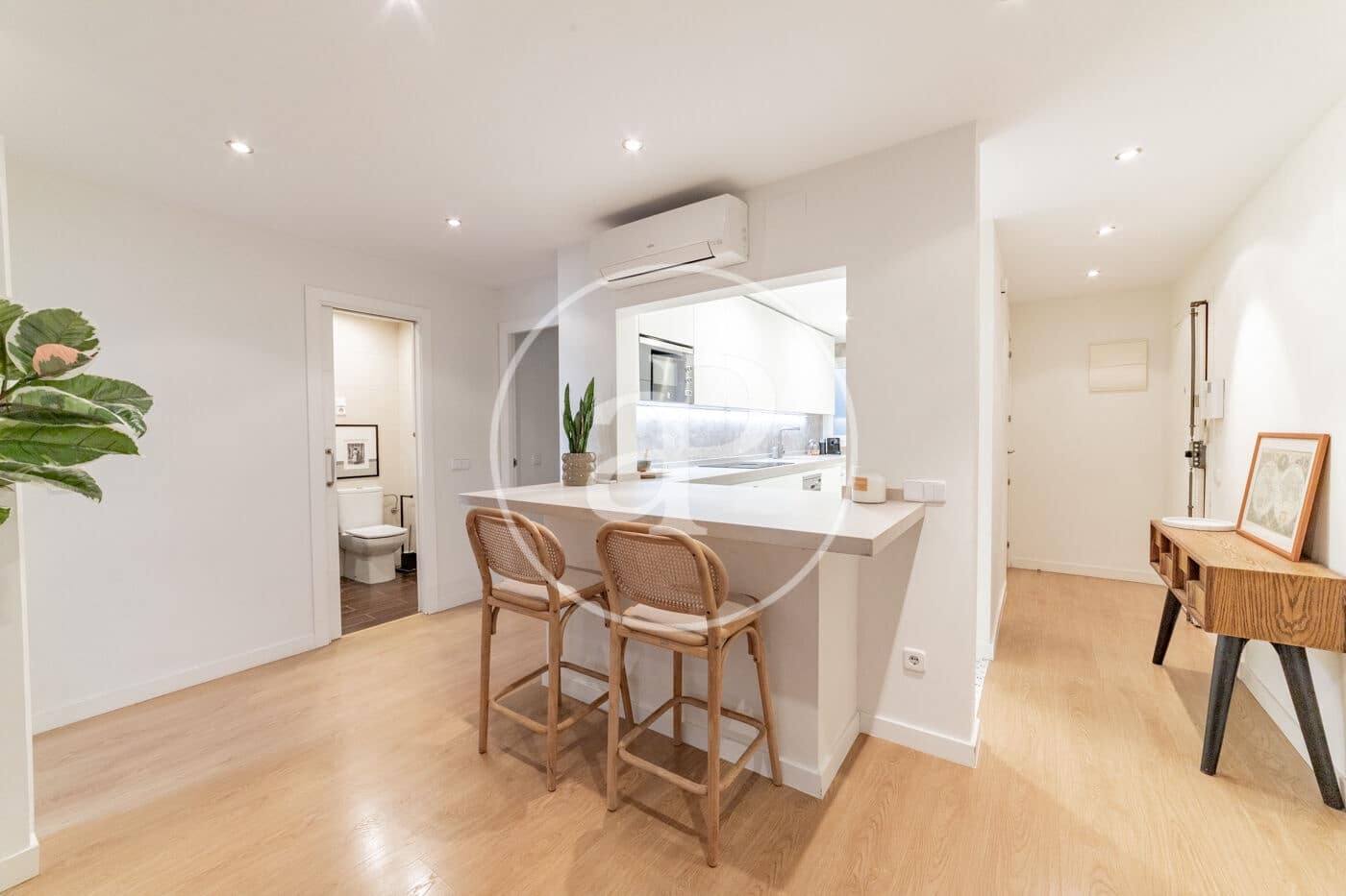 2 soverom Leilighet til leie i Madrid by - € 2 800 (Ref: 8980303)