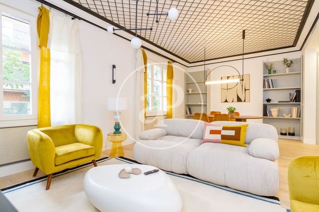 3 soveværelse Lejlighed til leje i Almagro, Madrid by - € 4.700 (Ref: 8986868)
