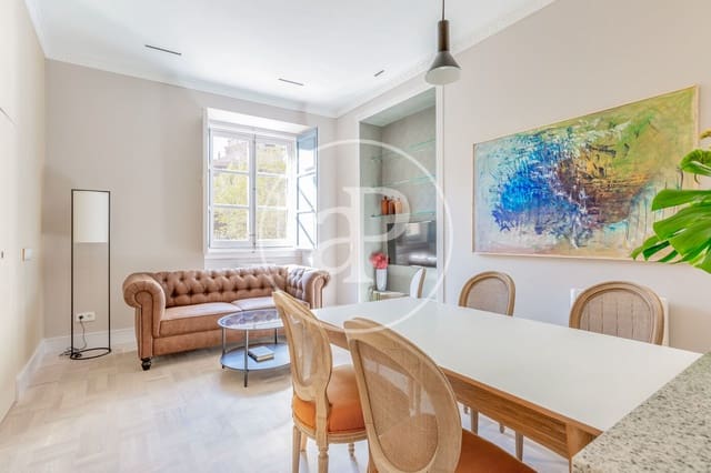 2 soverom Leilighet til leie i Palacio, Madrid by - € 2 200 (Ref: 8986873)