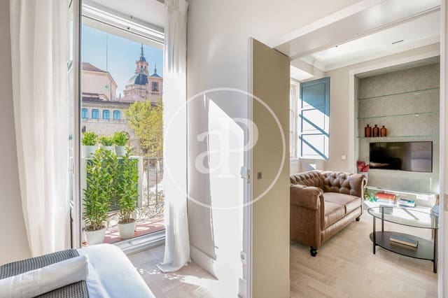 2 soverom Leilighet til leie i Palacio, Madrid by - € 2 200 (Ref: 8986873)