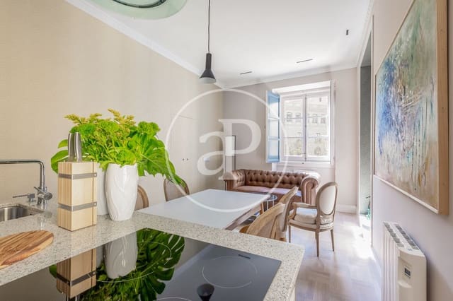 2 soverom Leilighet til leie i Palacio, Madrid by - € 2 200 (Ref: 8986873)