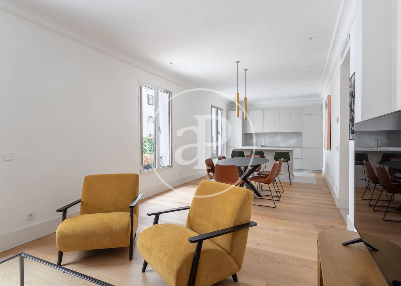 3 quarto Apartamento para arrendar em Madrid cidade - 6 400 € (Ref: 8986892)