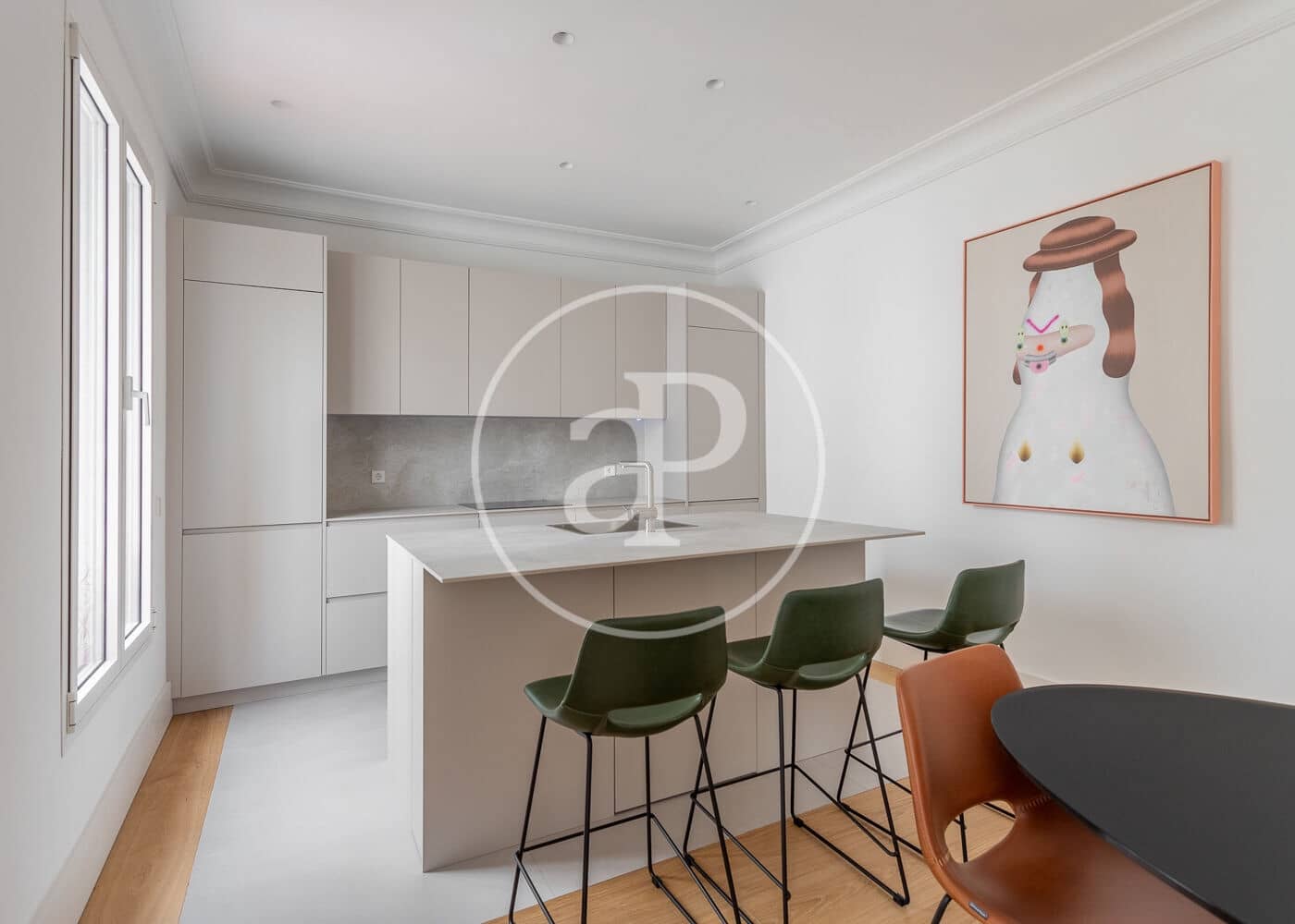 3 quarto Apartamento para arrendar em Madrid cidade - 6 400 € (Ref: 8986892)