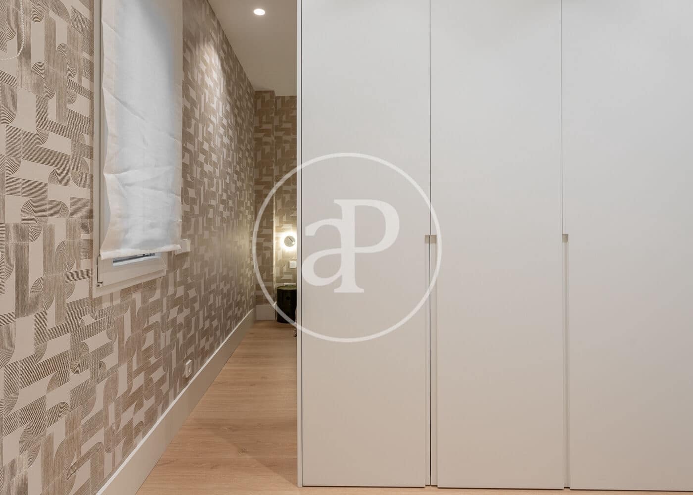 3 quarto Apartamento para arrendar em Madrid cidade - 6 400 € (Ref: 8986892)