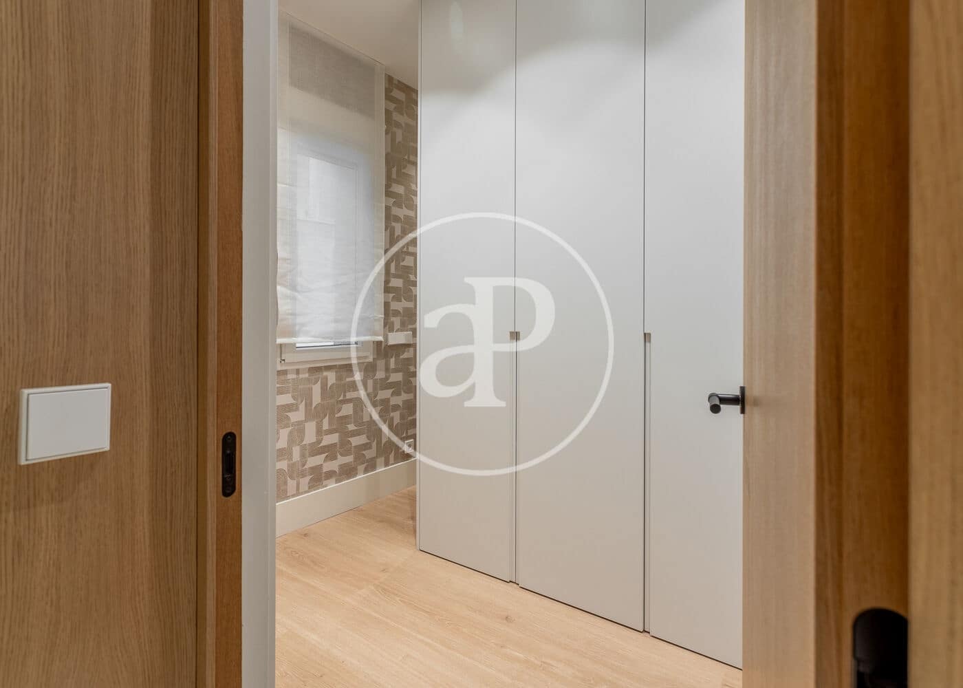 3 quarto Apartamento para arrendar em Madrid cidade - 6 400 € (Ref: 8986892)