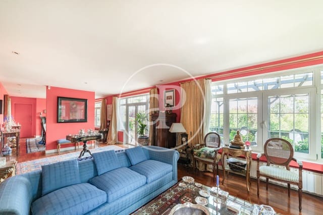 7 soveværelse Villa til salg i Pozuelo de Alarcón med swimmingpool - € 1.725.000 (Ref: 8986897)