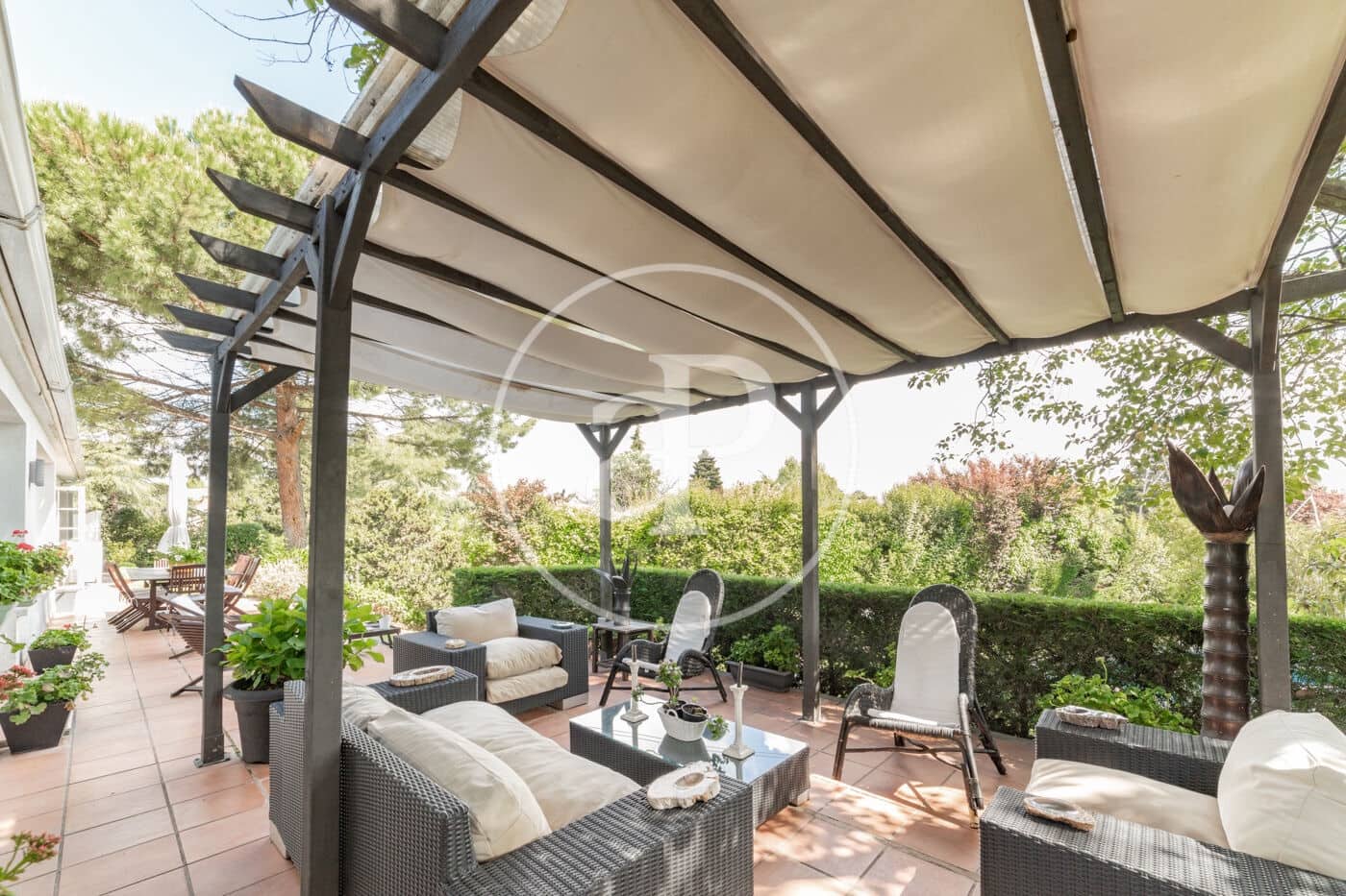 7 soveværelse Villa til salg i Pozuelo de Alarcon med swimmingpool - € 1.725.000 (Ref: 8986897)