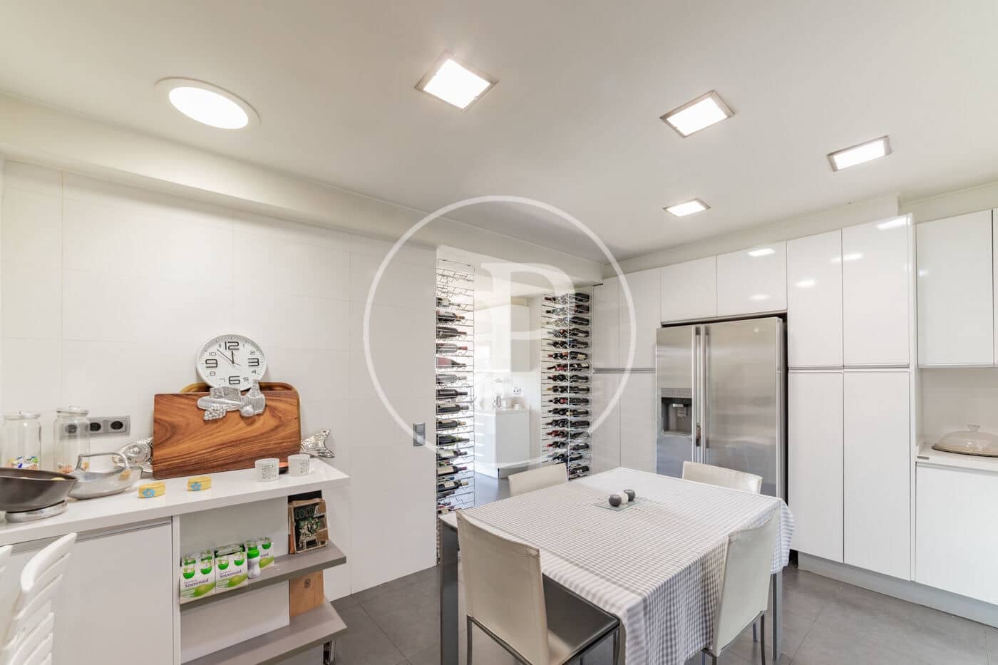 7 soveværelse Villa til salg i Pozuelo de Alarcon med swimmingpool - € 1.725.000 (Ref: 8986897)