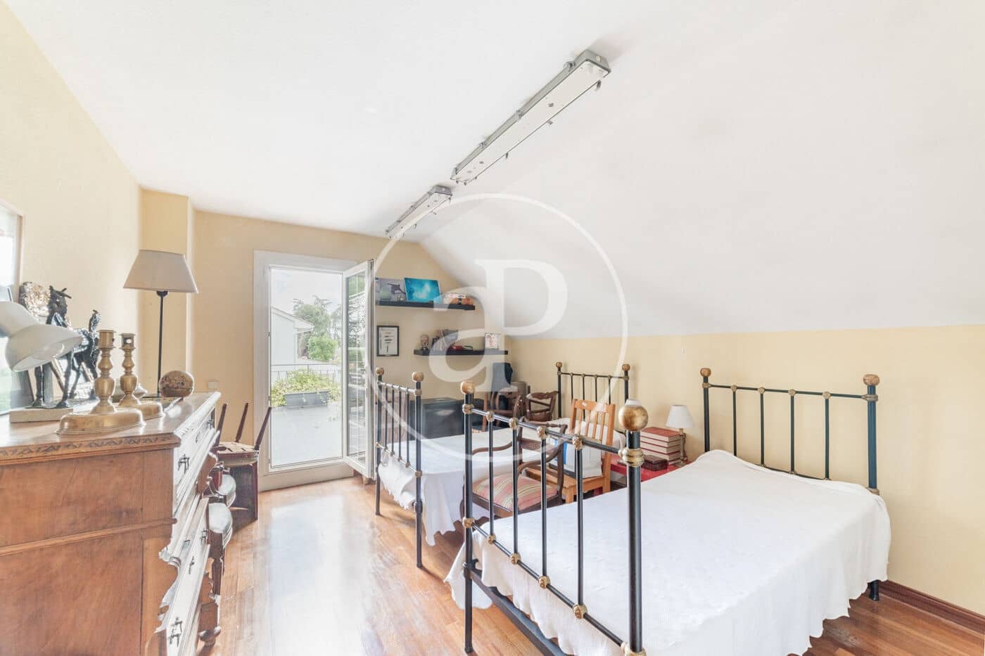 7 soveværelse Villa til salg i Pozuelo de Alarcon med swimmingpool - € 1.725.000 (Ref: 8986897)