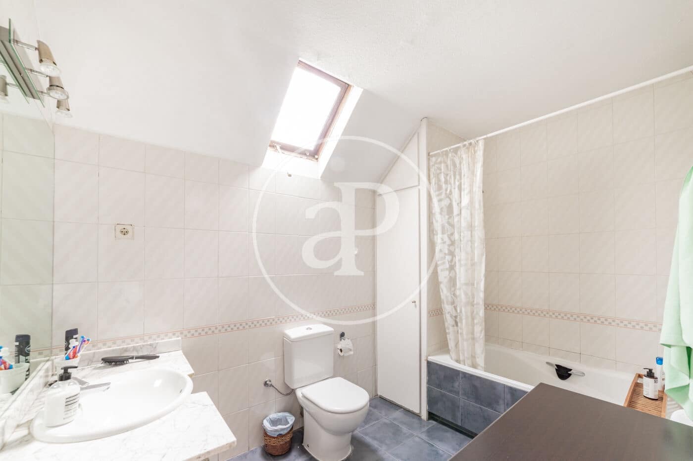 7 soveværelse Villa til salg i Pozuelo de Alarcon med swimmingpool - € 1.725.000 (Ref: 8986897)