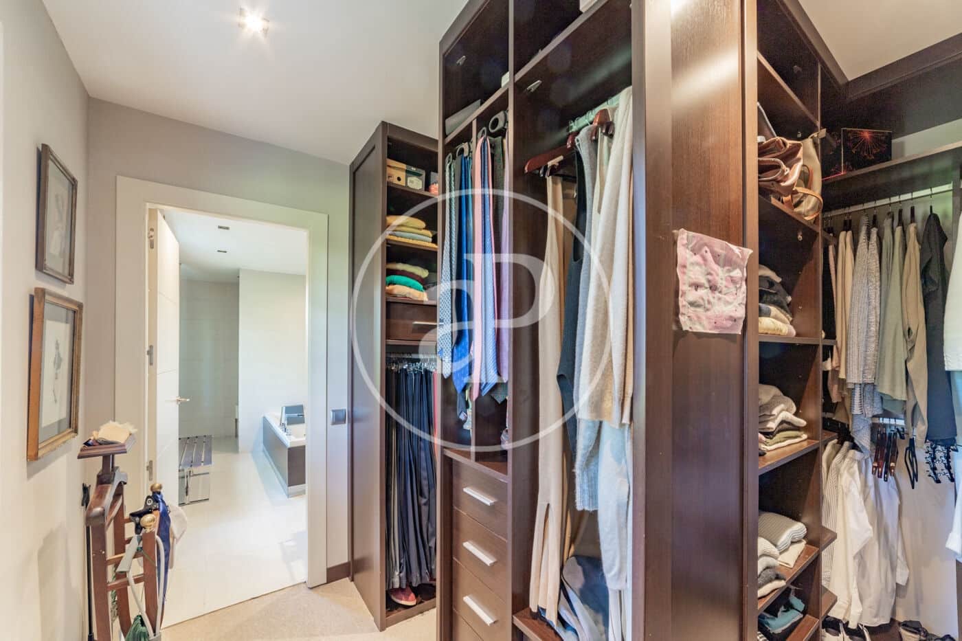 7 soveværelse Villa til salg i Pozuelo de Alarcon med swimmingpool - € 1.725.000 (Ref: 8986897)