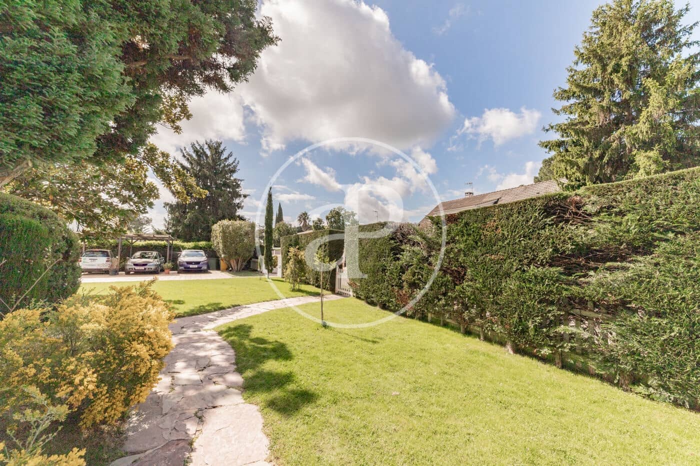 7 soveværelse Villa til salg i Pozuelo de Alarcon med swimmingpool - € 1.725.000 (Ref: 8986897)