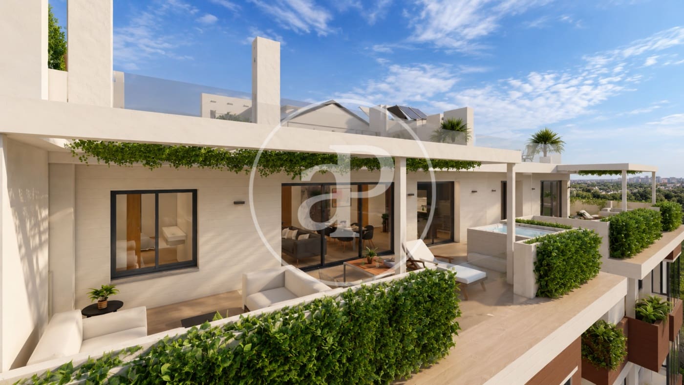 Apartment for sale in Madrid city with pool - € 995,000 (Ref: 8986959)