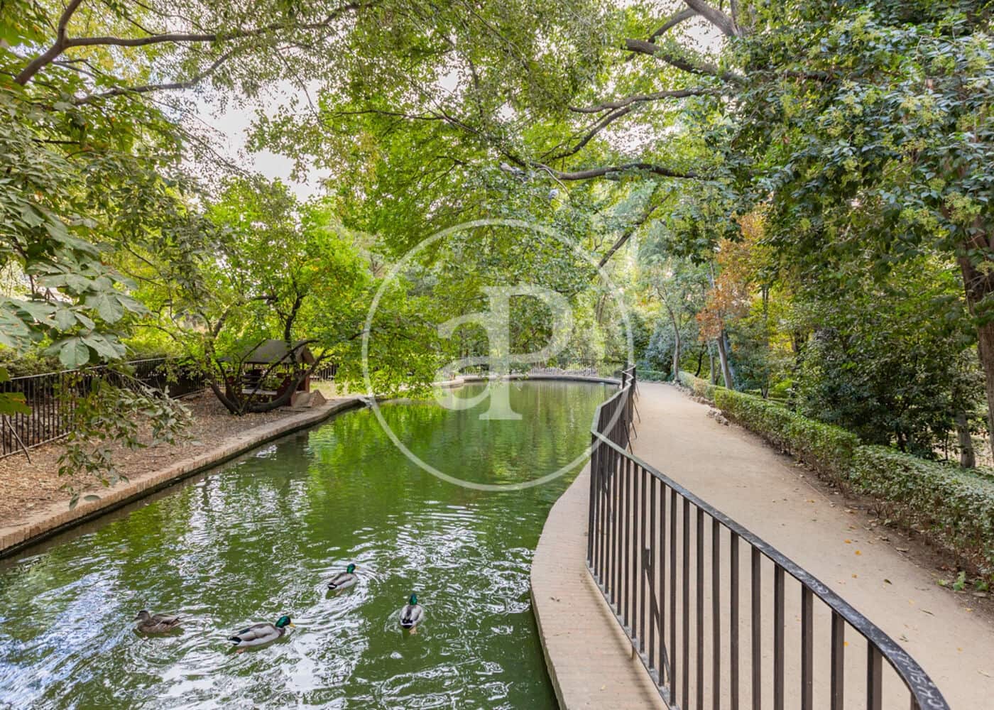 Appartamento in vendita in Madrid citta con piscina - 995.000 € (Rif: 8986960)