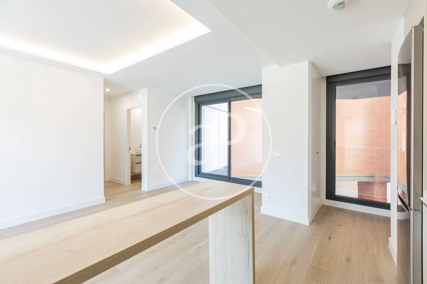 Leilighet til salgs i Madrid by med svømmebasseng garasje - € 717 000 (Ref: 8986970)