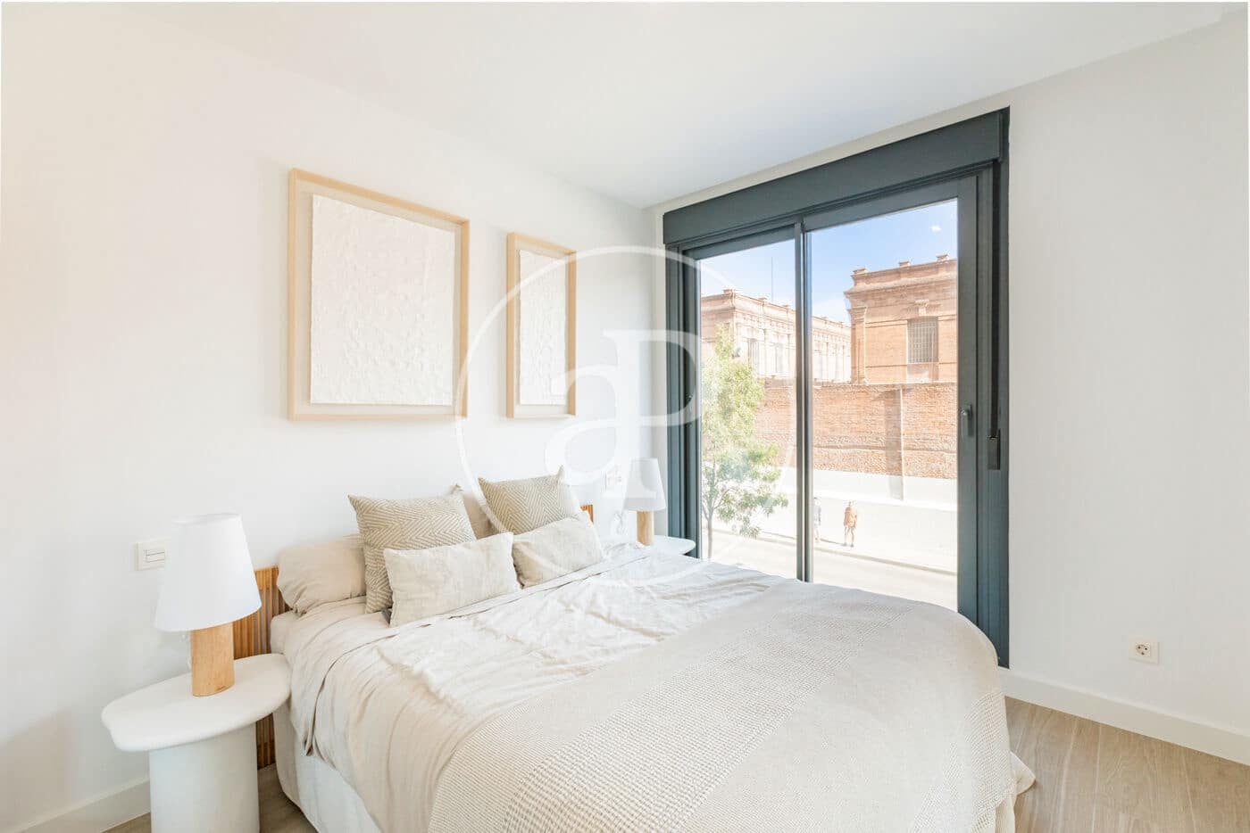 Leilighet til salgs i Madrid by med svømmebasseng garasje - € 717 000 (Ref: 8986970)
