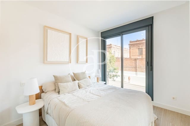 Apartment for sale in Delicias, Madrid city with pool - € 717,000 (Ref: 8986970)
