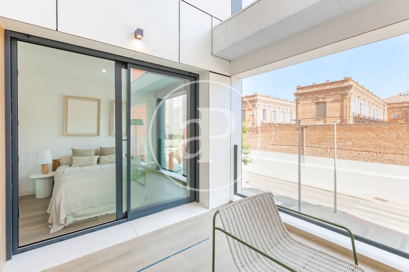 Leilighet til salgs i Madrid by med svømmebasseng garasje - € 717 000 (Ref: 8986970)