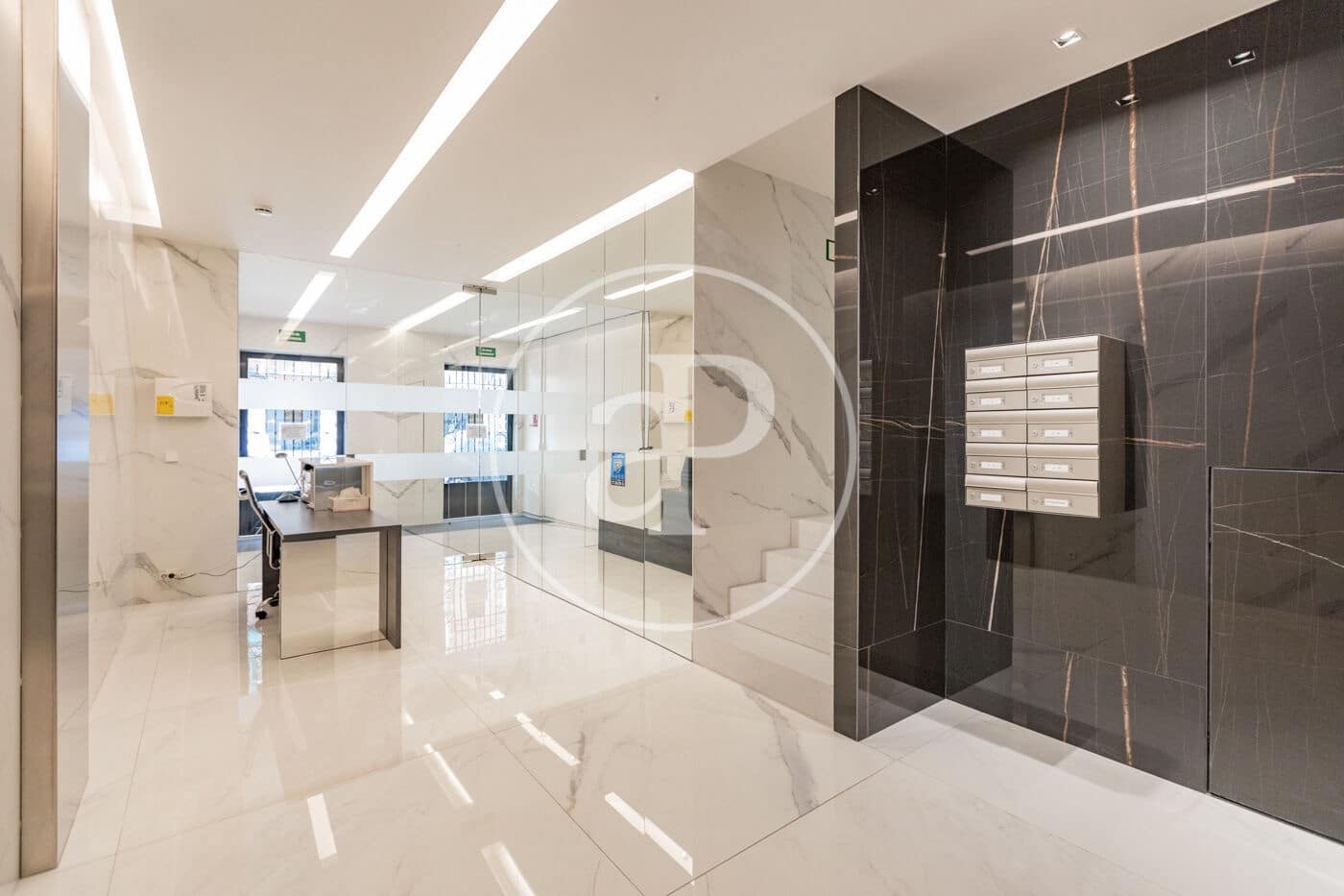 Apartment for sale in Madrid city with pool - € 1,795,000 (Ref: 8986980)