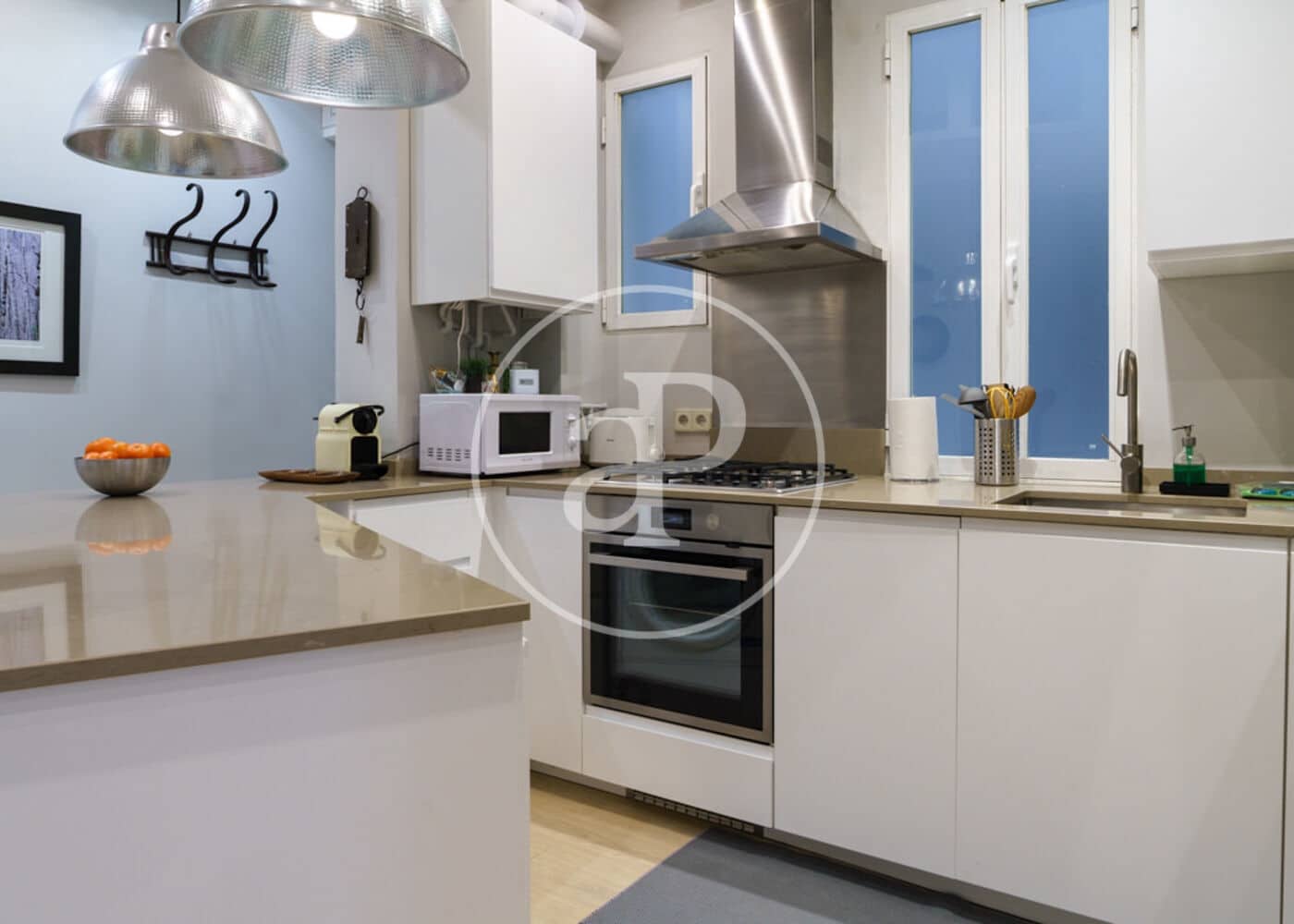 1 soveværelse Lejlighed til leje i Madrid by - € 3.950 (Ref: 8988506)