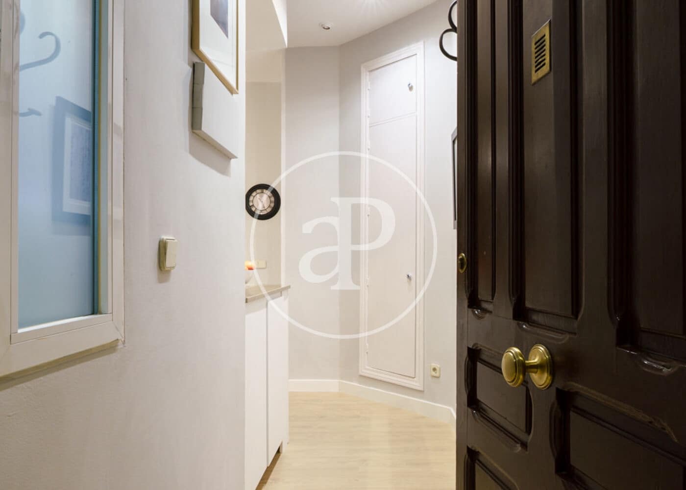 1 soveværelse Lejlighed til leje i Madrid by - € 3.950 (Ref: 8988506)