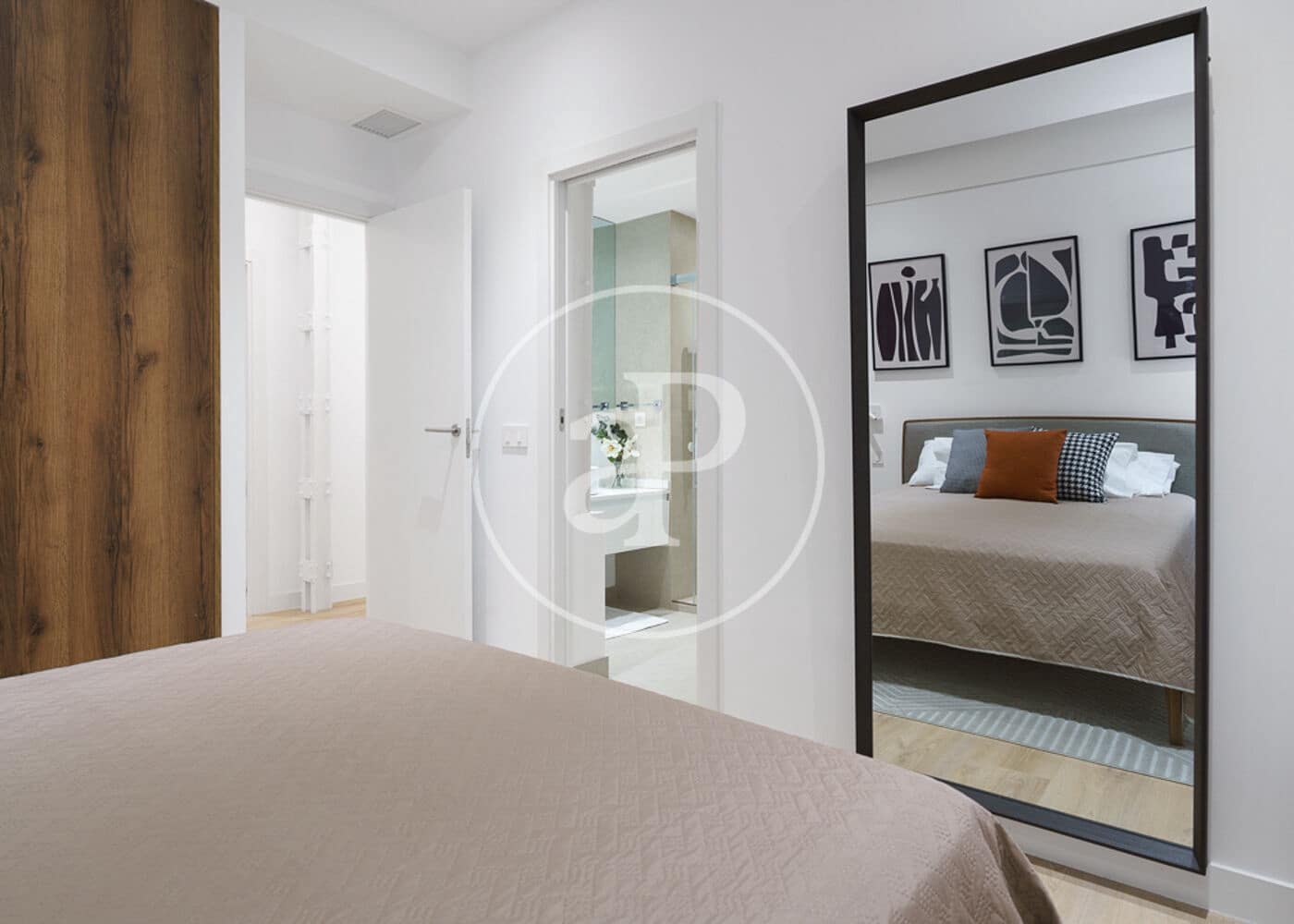 3 soveværelse Lejlighed til leje i Madrid by - € 7.500 (Ref: 8988512)