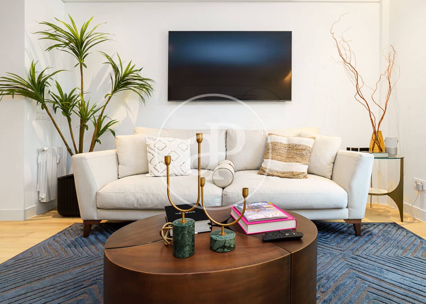 3 soveværelse Lejlighed til leje i Madrid by - € 7.500 (Ref: 8988512)