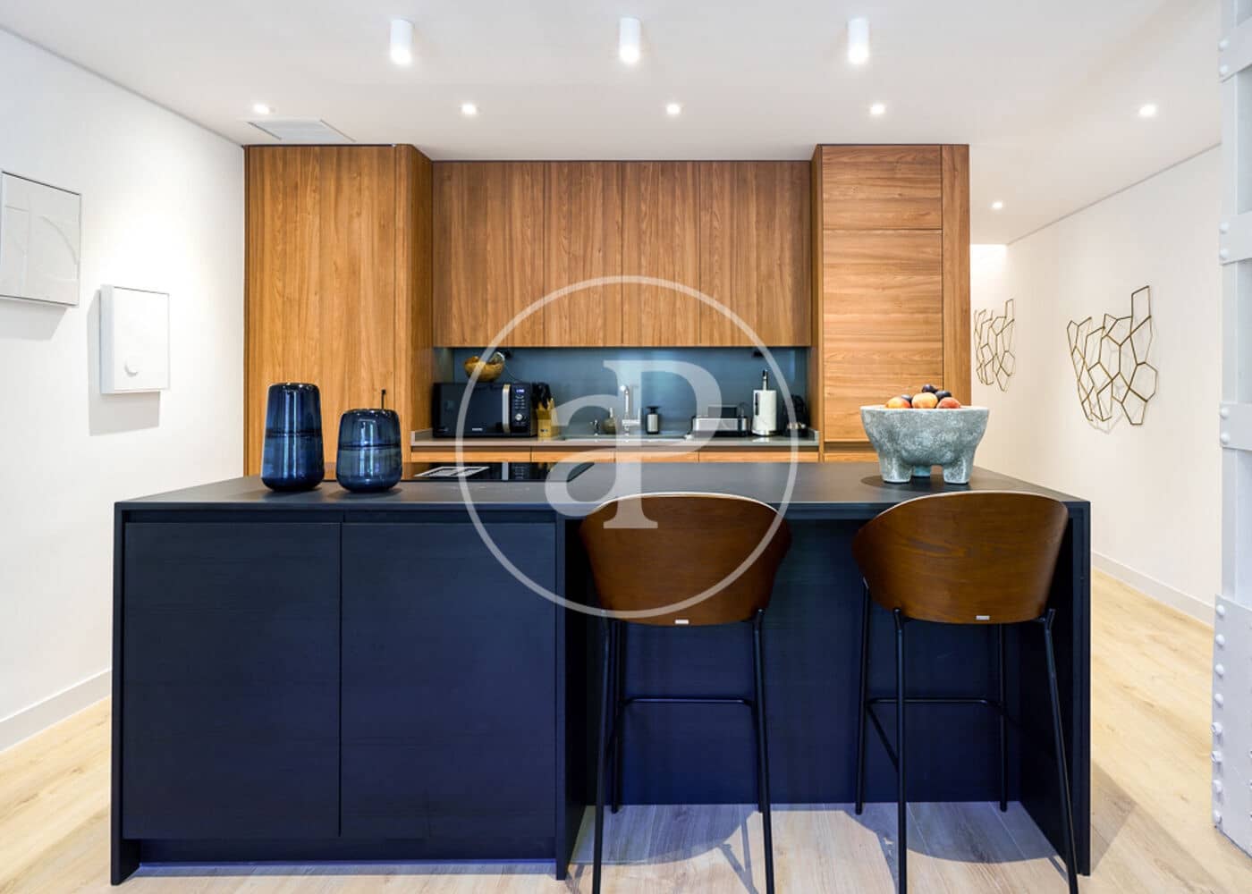 3 soveværelse Lejlighed til leje i Madrid by - € 7.500 (Ref: 8988512)