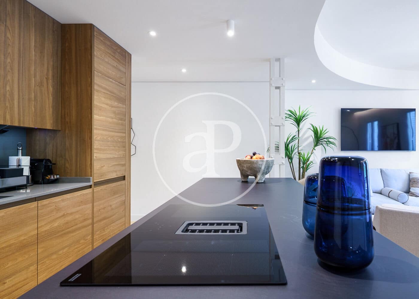 3 soveværelse Lejlighed til leje i Madrid by - € 7.500 (Ref: 8988512)