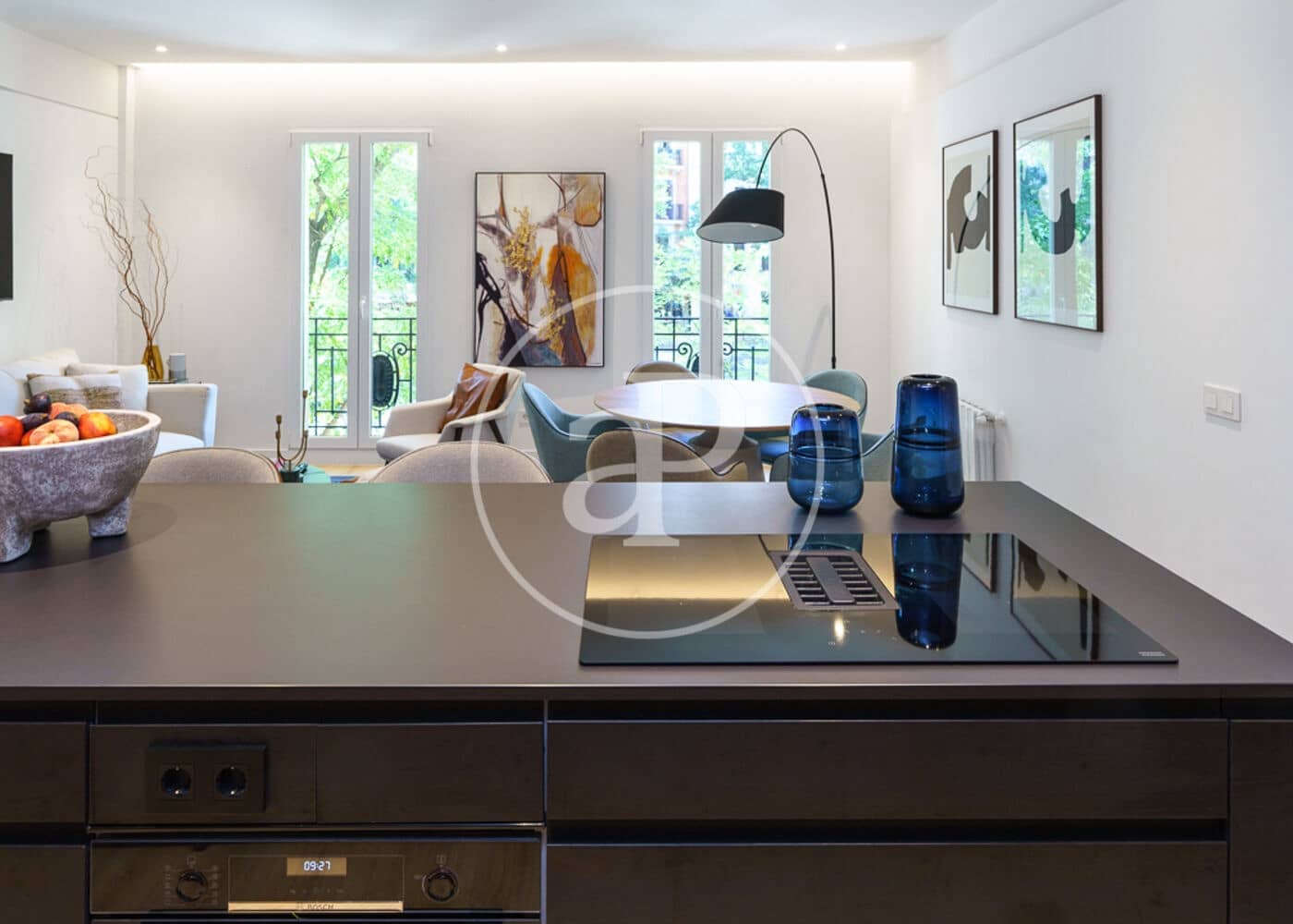 3 soveværelse Lejlighed til leje i Madrid by - € 7.500 (Ref: 8988512)