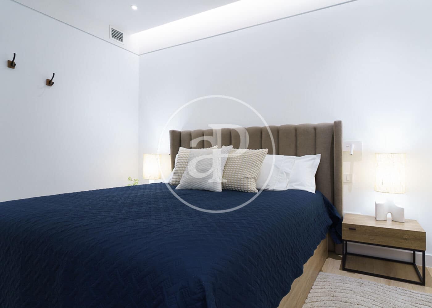 3 soveværelse Lejlighed til leje i Madrid by - € 7.500 (Ref: 8988512)