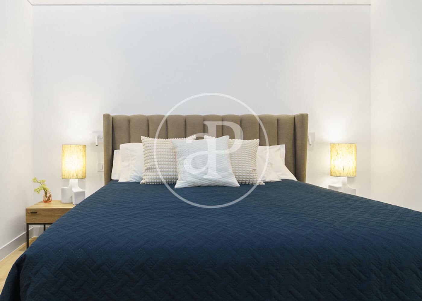 3 soveværelse Lejlighed til leje i Madrid by - € 7.500 (Ref: 8988512)