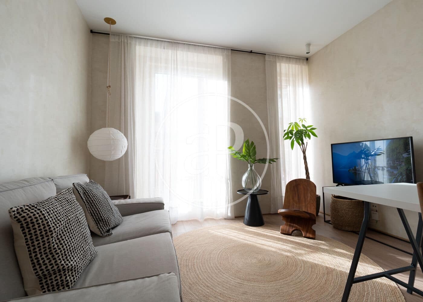 2 slaapkamer Appartement te huur in Madrid stad - € 3.400 (Ref: 8994179)