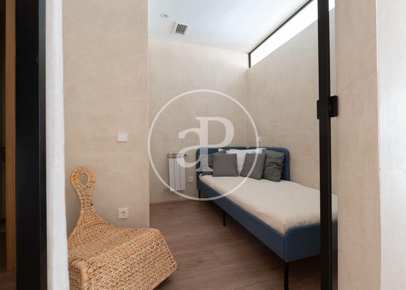2 slaapkamer Appartement te huur in Madrid stad - € 3.400 (Ref: 8994179)